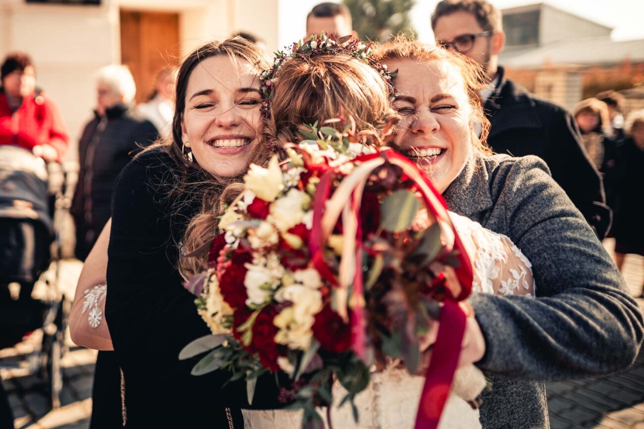 Gratulace na svatbě Aničky a Dandyho.
