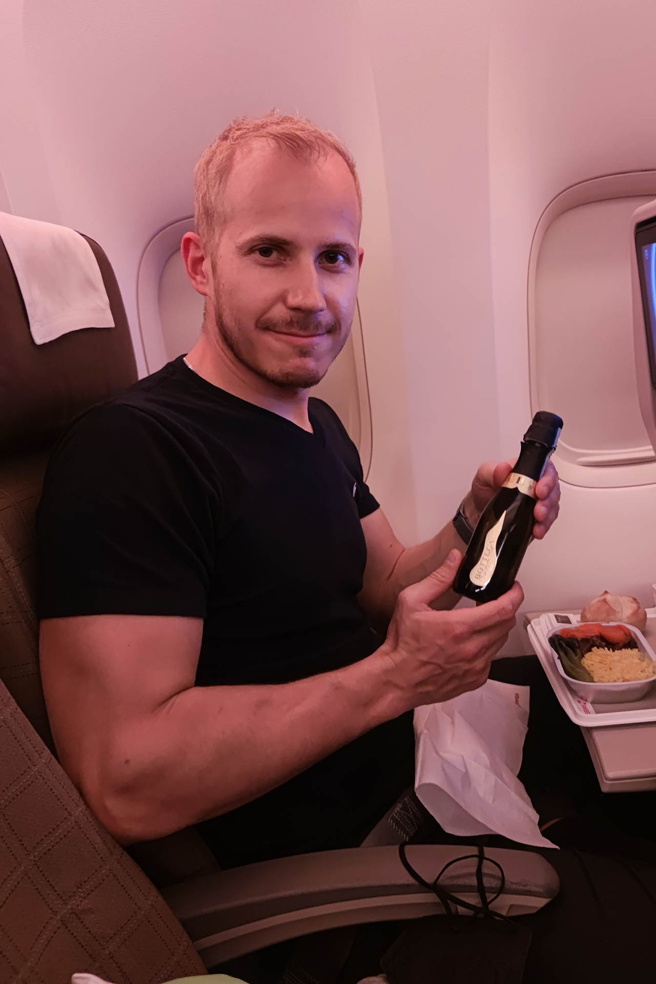 Prosecco Swiss Airlines.
