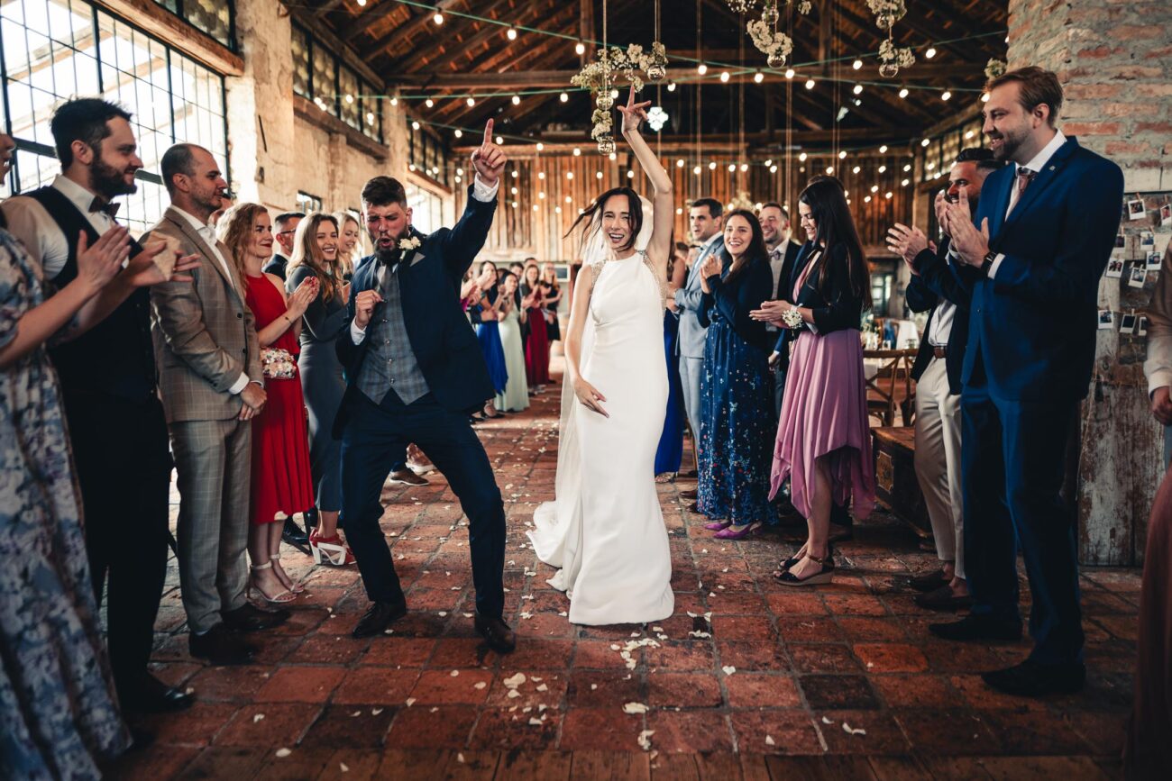 Špalírem můžete projít i protančit dle vlastních pravidel.